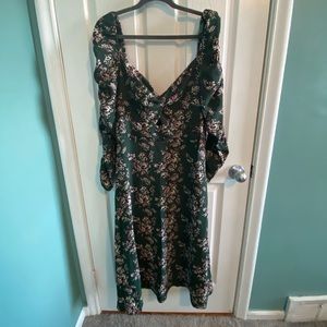 ASTR Emmaline Floral Long Sleeve Dress!